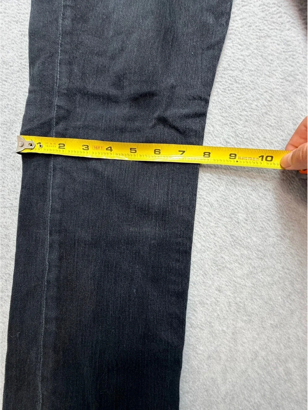 Levis experience modern
